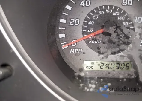 2002 Nissan Xterra Xe из США, поврежденный, VIN 5N1ED28YX2C531235